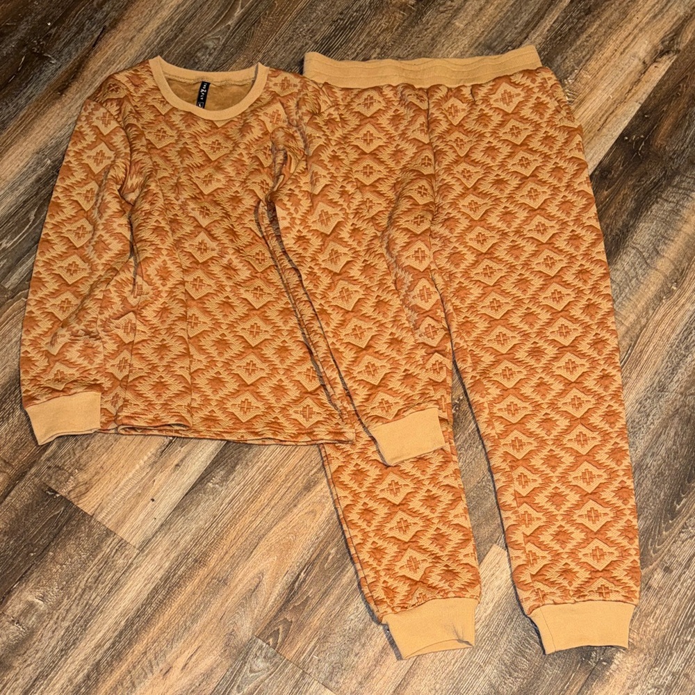 Women's Aztec Set